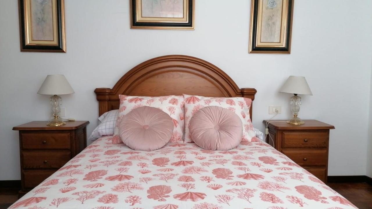 Apartamento La Basella Apartment Villanueva De Arosa Ngoại thất bức ảnh